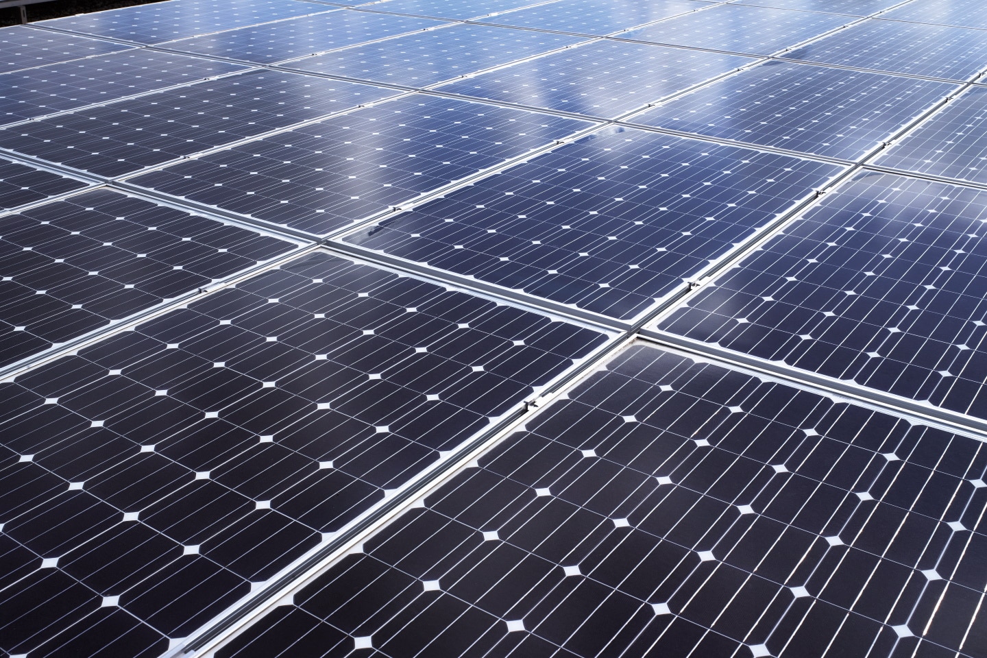 Photovoltaic modules for sustainable electricity Viessmann UK